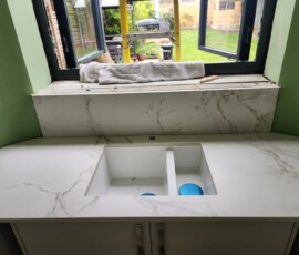 Danny Deco / Deco Stone showroom office. Providing natural stone companies London services, including granite worktops and kitchen worktops. Contact: 020 7998 6480 | 16 Aintree Rd, Perivale, Greenford UB6 7LA.