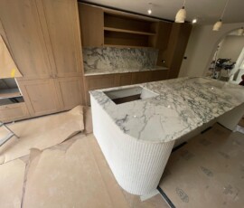 Danny Deco / Deco Stone showroom office. Providing natural stone companies London services, including granite worktops and kitchen worktops. Contact: 020 7998 6480 | 16 Aintree Rd, Perivale, Greenford UB6 7LA.